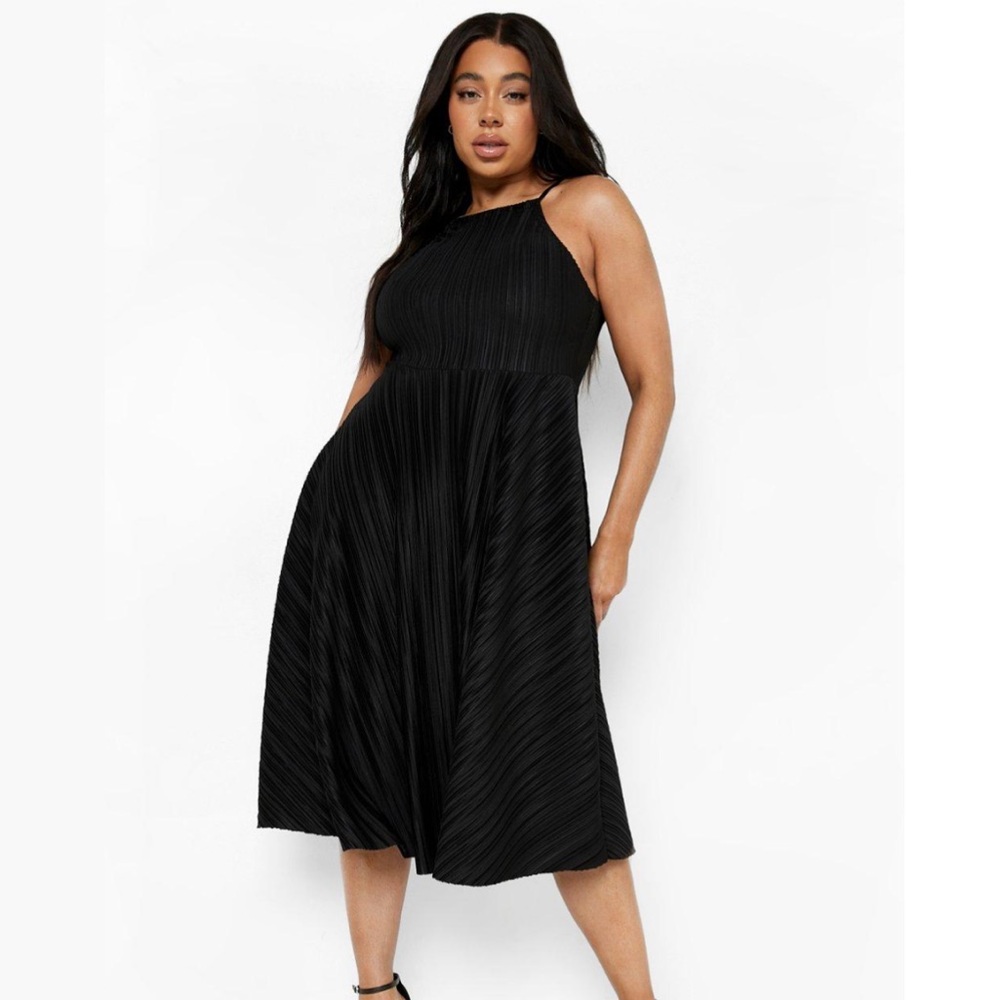 Boohoo plisse midi dress
